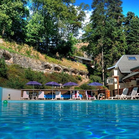 Hotel Les Chalets Brides-les-Bains Exterior photo