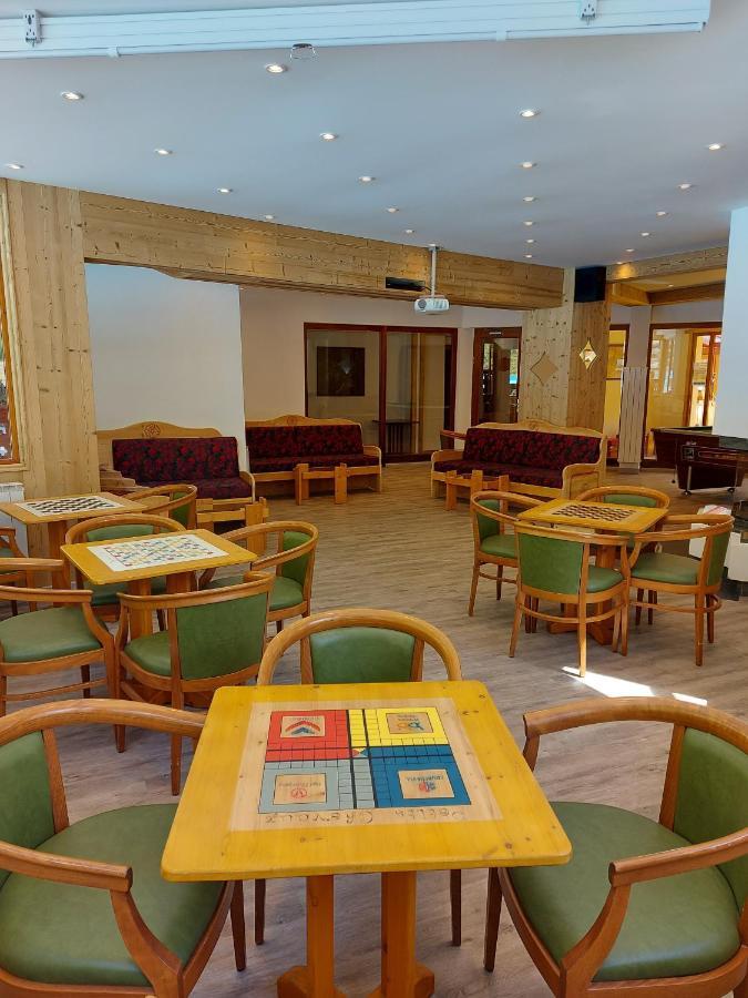 Hotel Les Chalets Brides-les-Bains Exterior photo